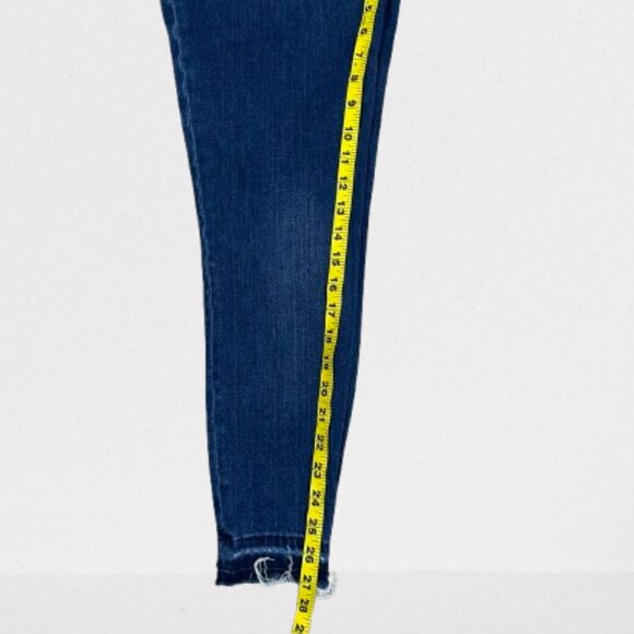 Spanx Distressed Ankle Skinny Jeans Raw Hem Stretchy Denim Shaping Size M - Picture 9 of 10